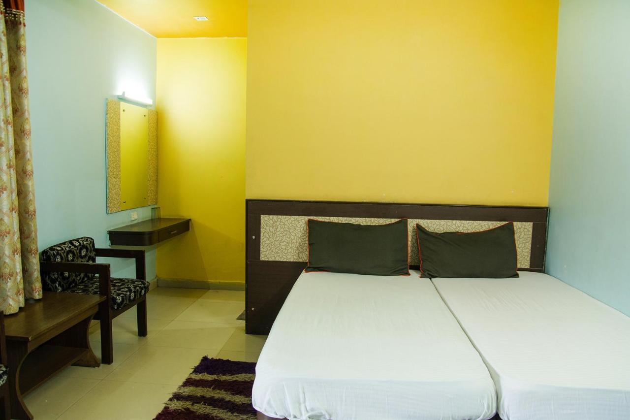 FabHotel Parashuram Guwahati Bagian luar foto