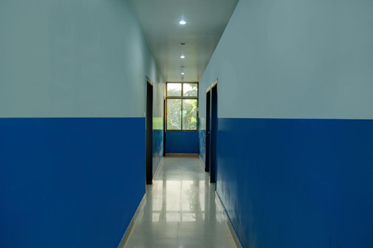 FabHotel Parashuram Guwahati Bagian luar foto